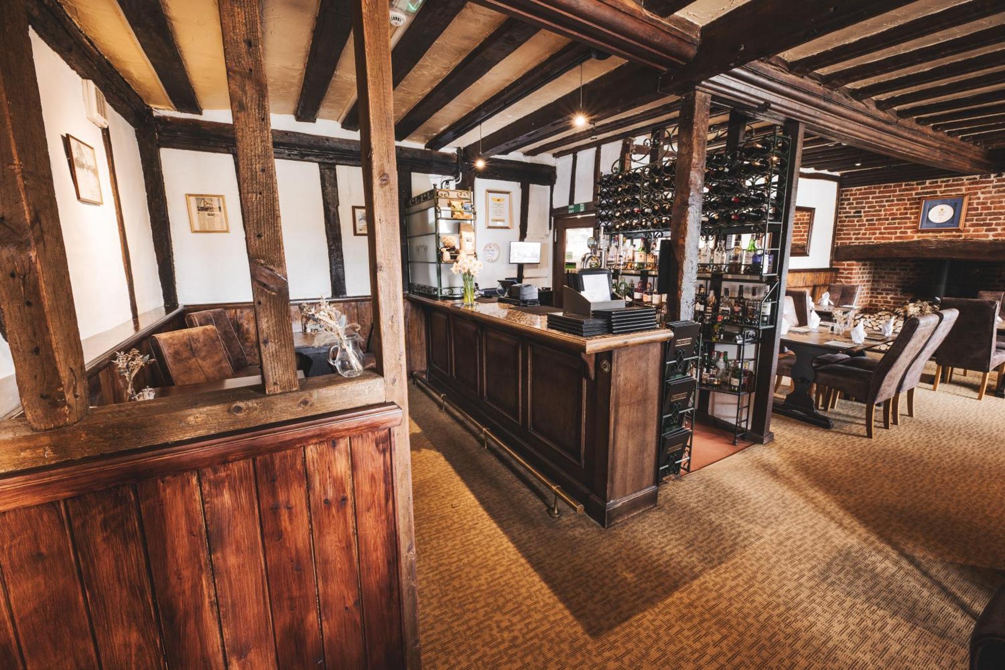 The Auberge Yaxley  Eksteriør bilde